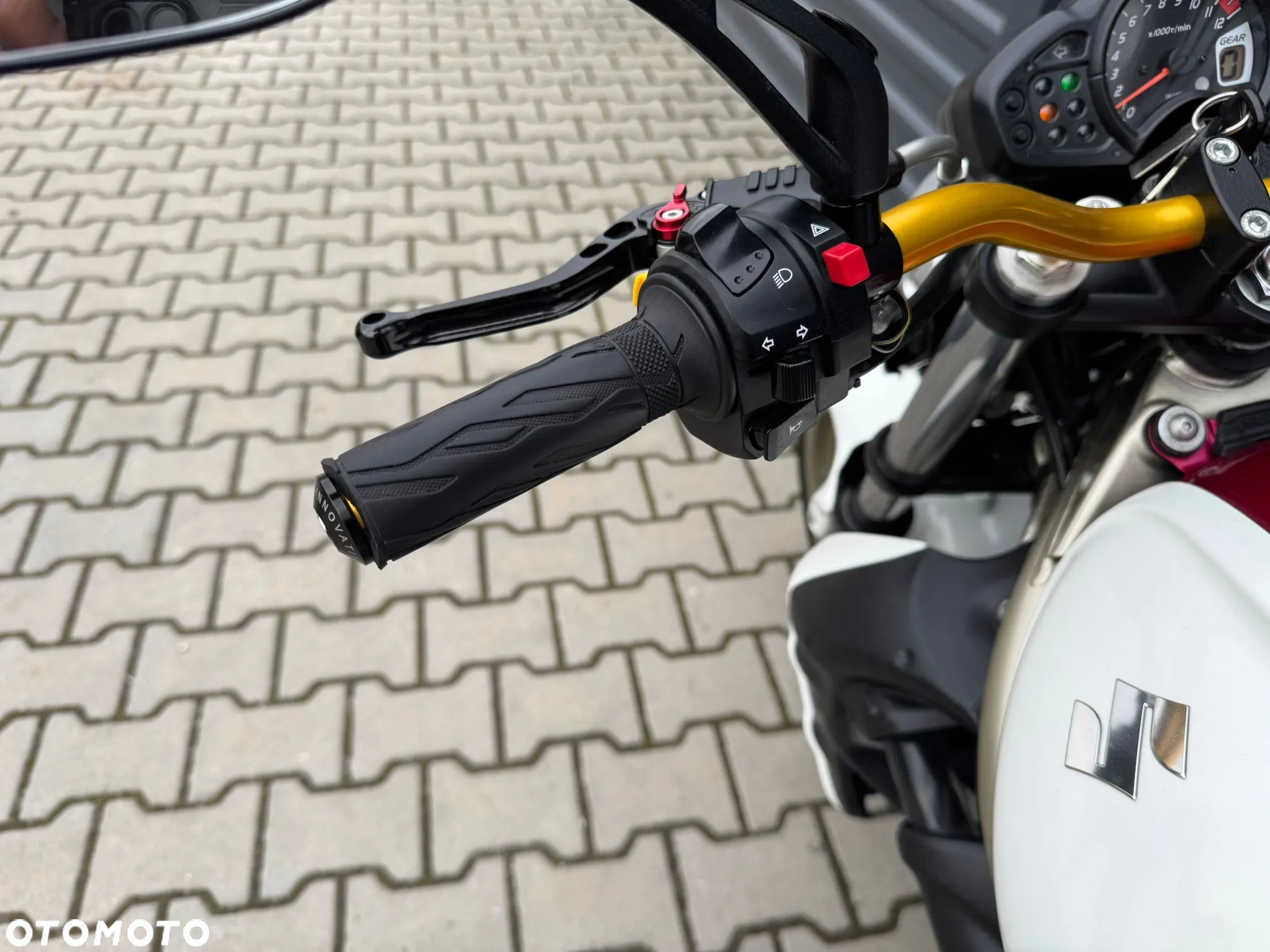 Suzuki Gladius - 18