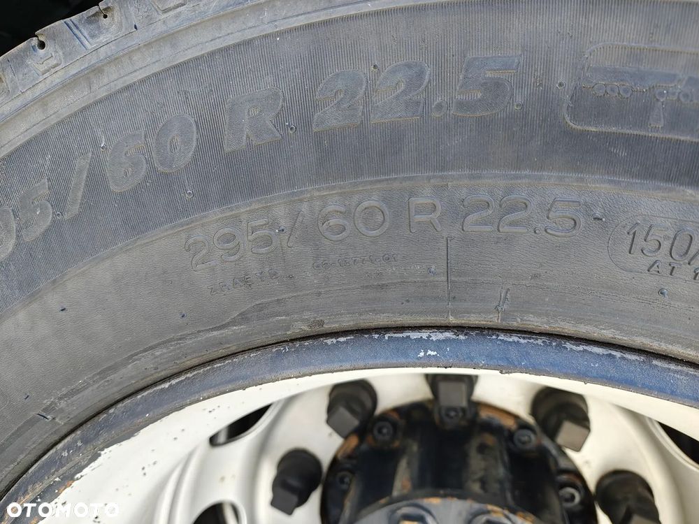 Mercedes-Benz ACTROS 1845 315/60R22,5 - 16