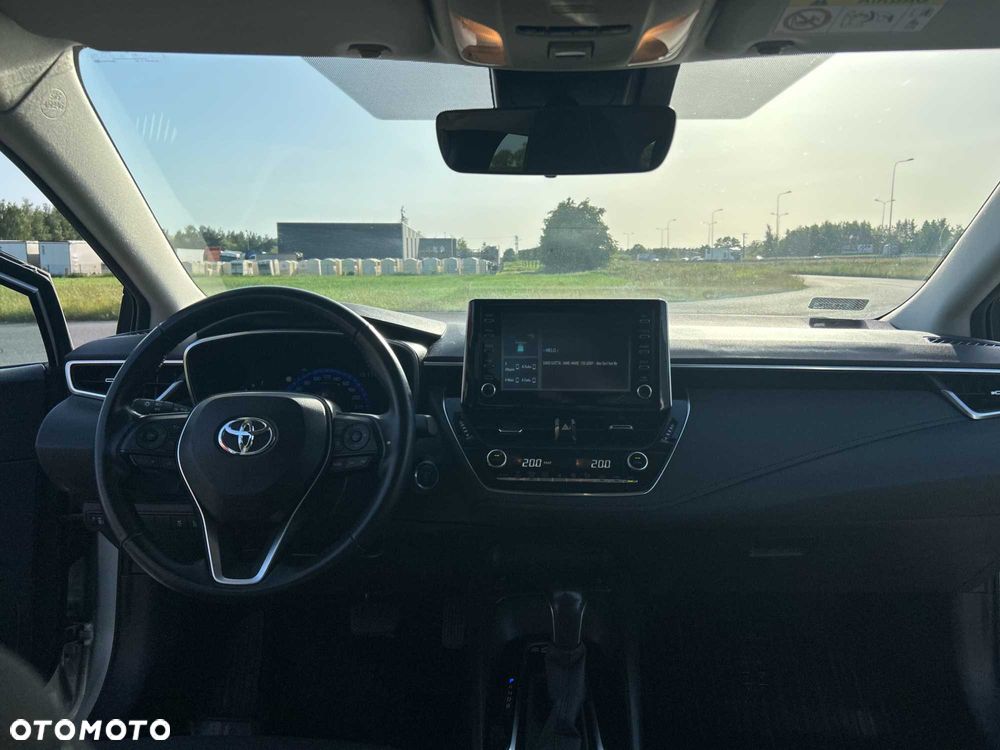 Toyota Corolla - 4