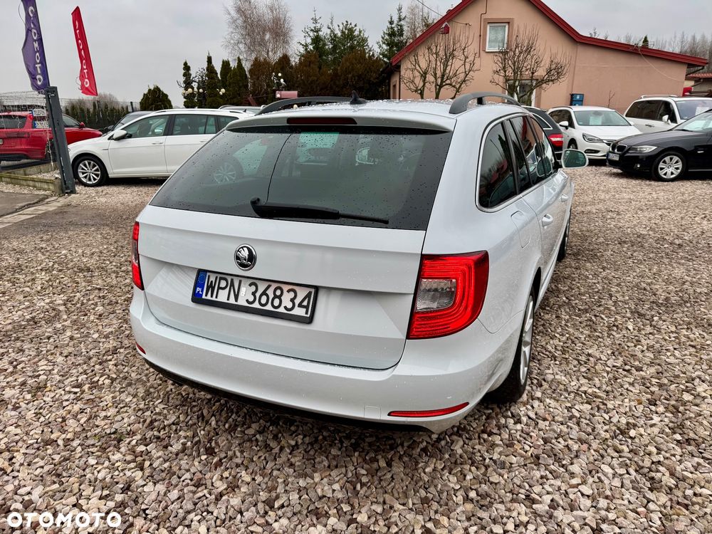 Skoda Superb 1.6 TDI GreenLine - 8