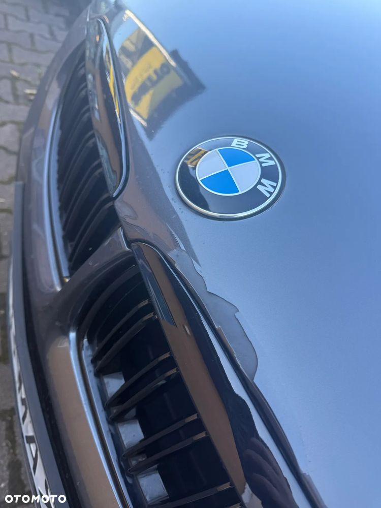 BMW Seria 3 320i - 12