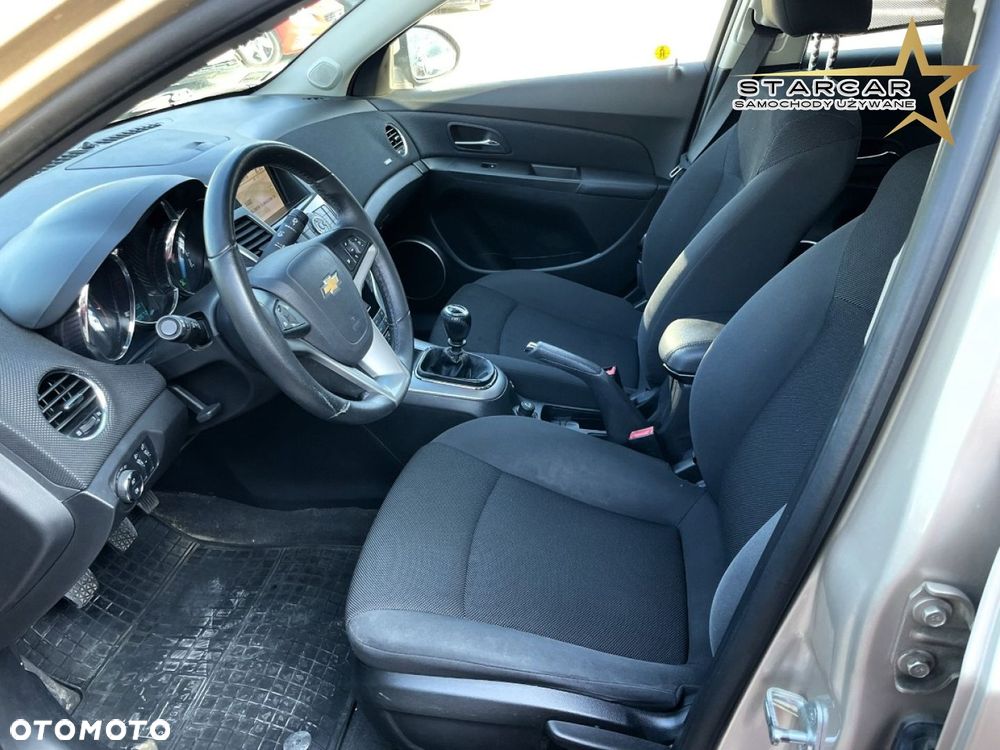Chevrolet Cruze - 9