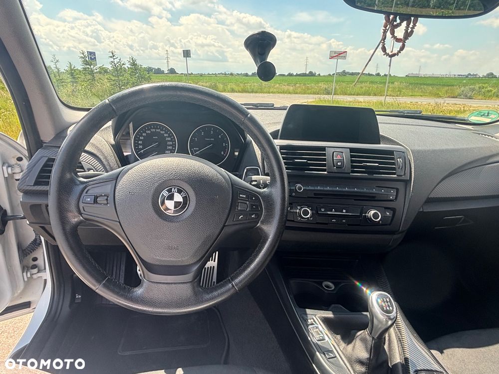 BMW Seria 1 116d - 10