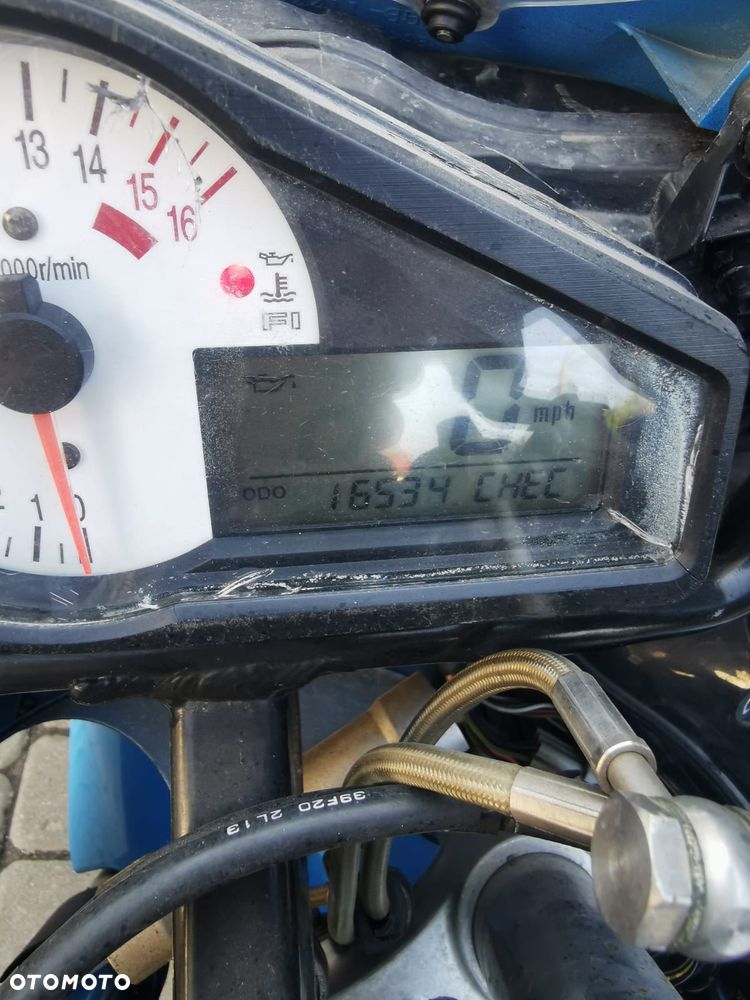 Suzuki GSX-R - 3