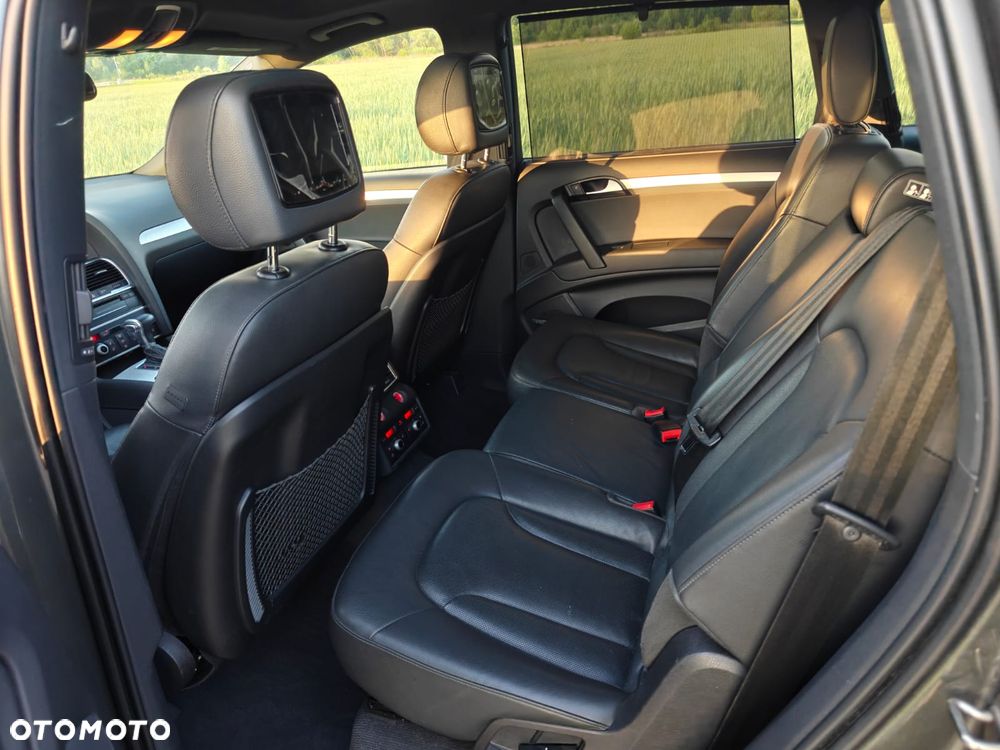 Audi Q7 3.0 TFSI Quattro Tiptronic - 11
