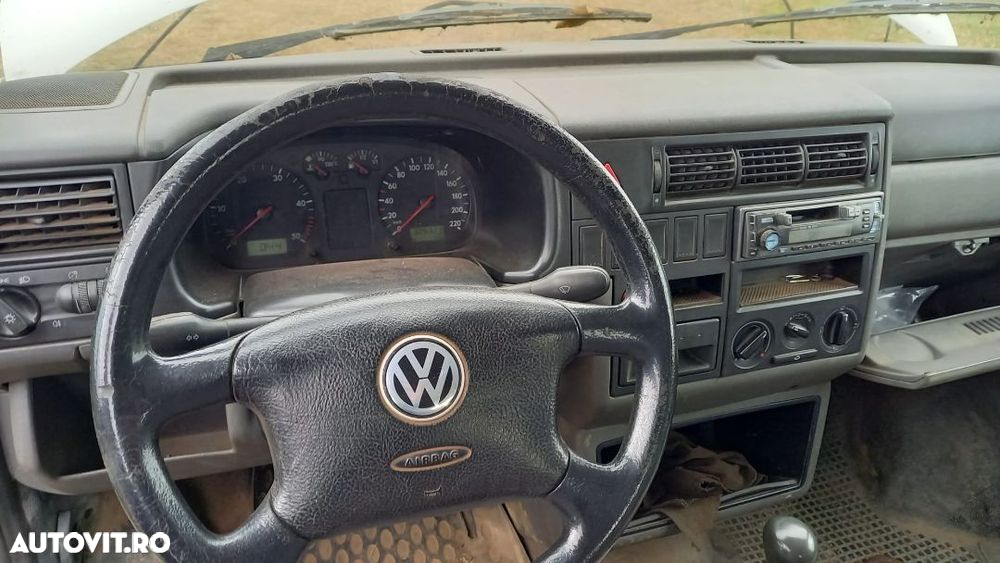 Dezmembrari Volkswagen Transporter T4 DOKA 2.5 TDI ACV - 8