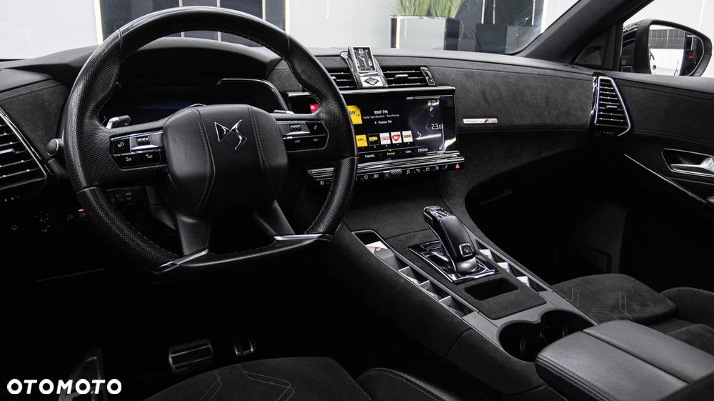 DS Automobiles DS 7 Crossback 1.6 PureTech Performance Line + - 11
