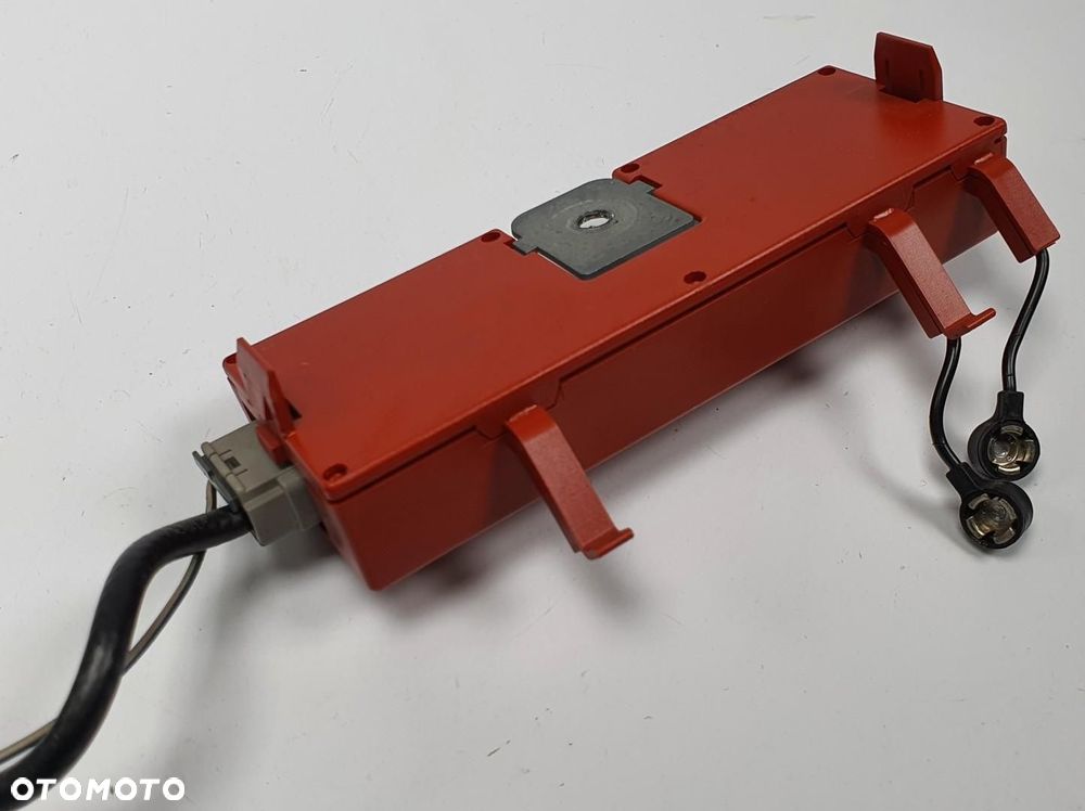 WZMACNIACZ ANTENY VOLVO V70 II 8637602 - 2
