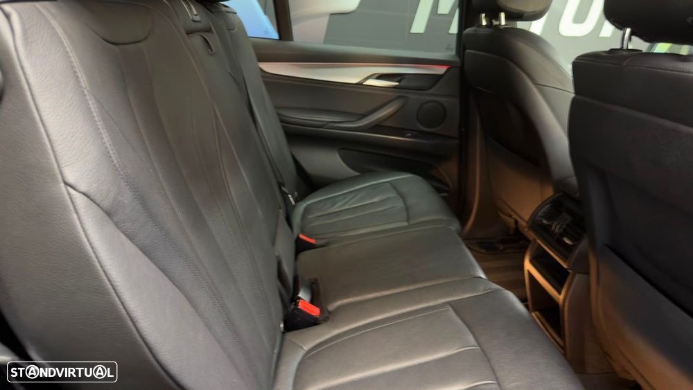 BMW X5 25 d sDrive Comfort 7L - 41