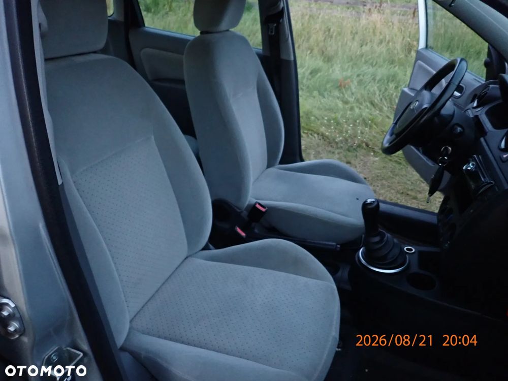 Ford Fiesta 1.4 Ghia - 6