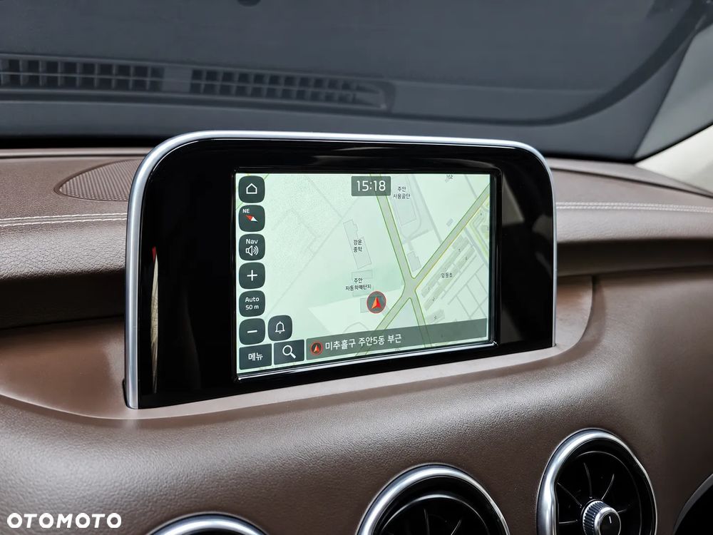 Kia Stinger - 19