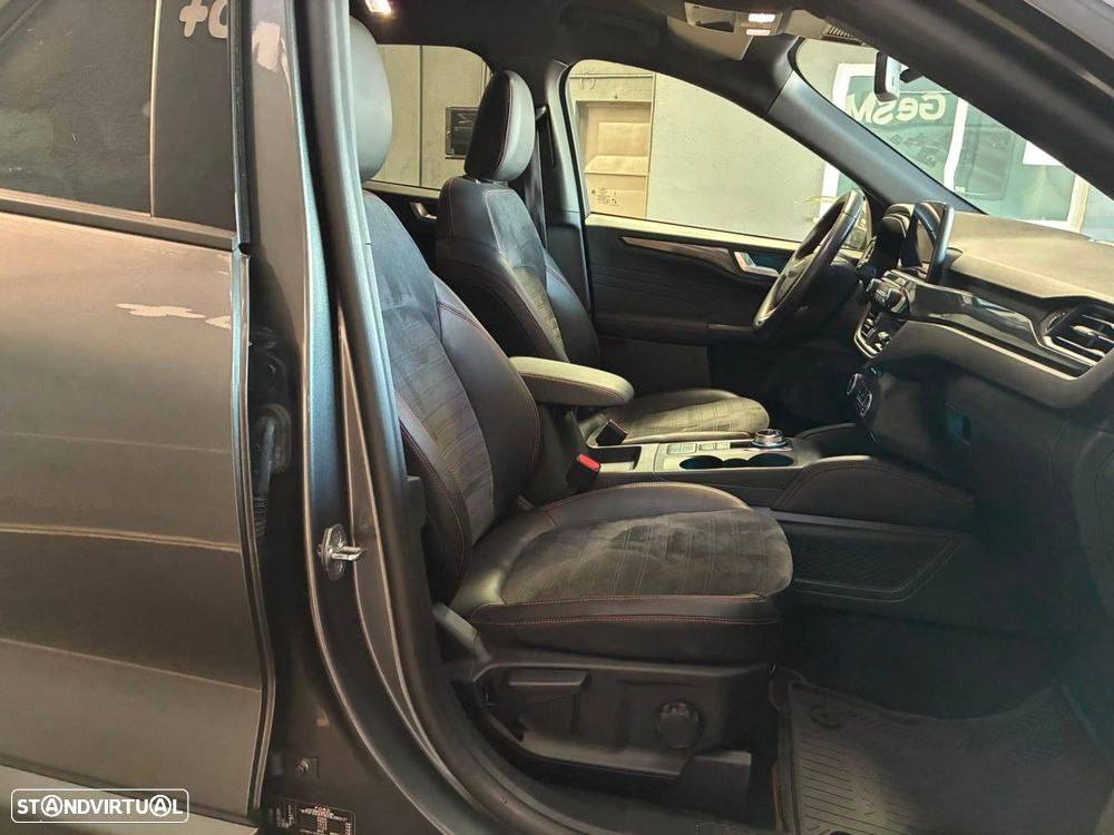 Ford Kuga 2.5 PHEV ST-Line - 39