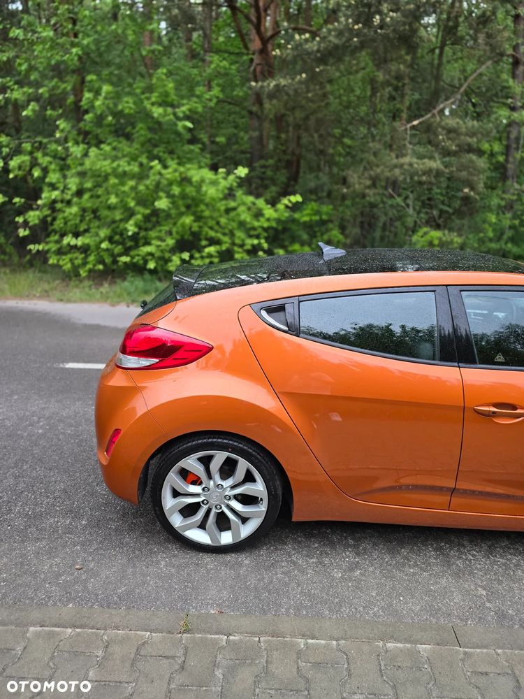 Hyundai Veloster 1.6 GDI Premium - 14