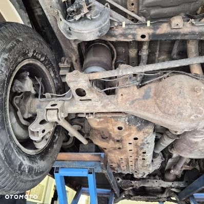Toyota Land Cruiser LC 3.0 D-4D X - 26