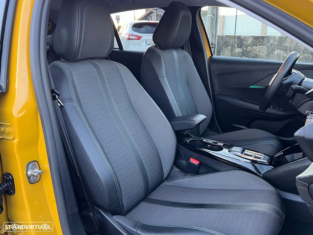 Peugeot e-208 Allure Pack - 17