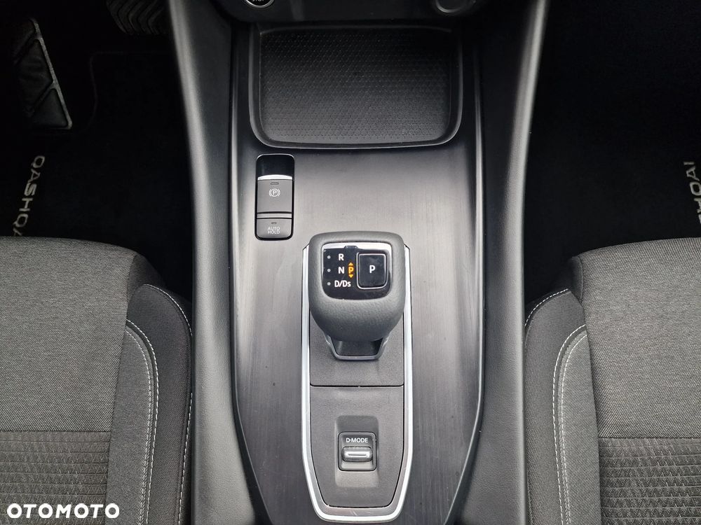 Nissan Qashqai 1.3 DIG-T mHEV N-Connecta Xtronic - 13