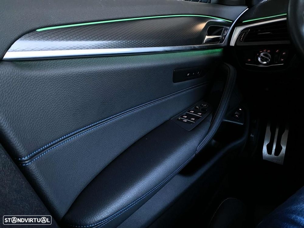BMW 520 e Pack M - 57
