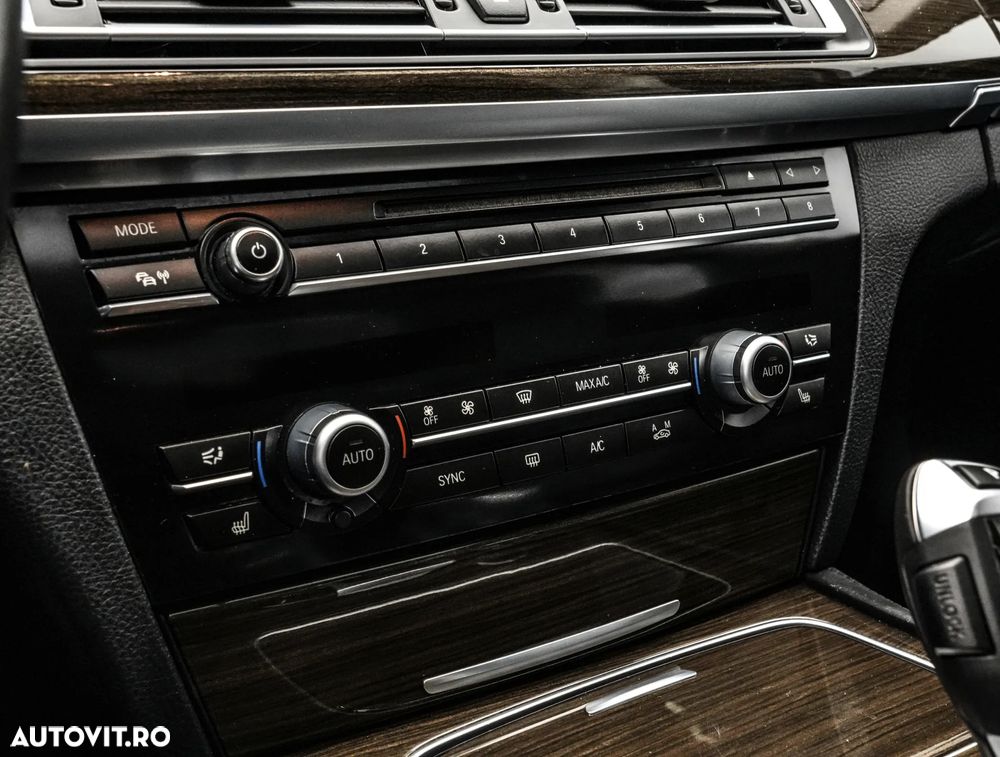 BMW Seria 7 730d - 22