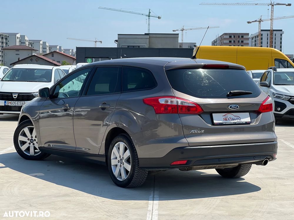 Ford Focus 2.0 TDCi DPF Aut. SYNC Edition - 4