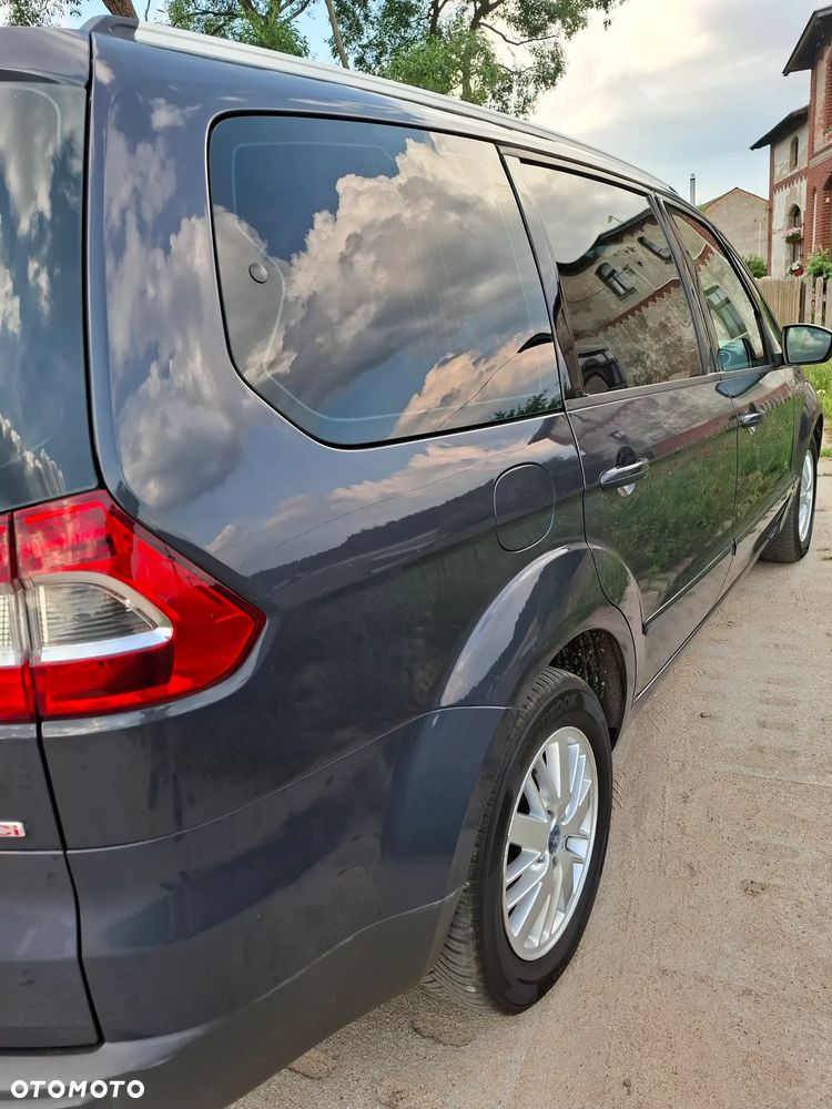 Ford Galaxy 2.0 TDCi DPF Ambiente - 32