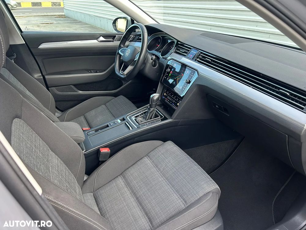 Volkswagen Passat Variant 2.0 TDI SCR DSG Business - 4