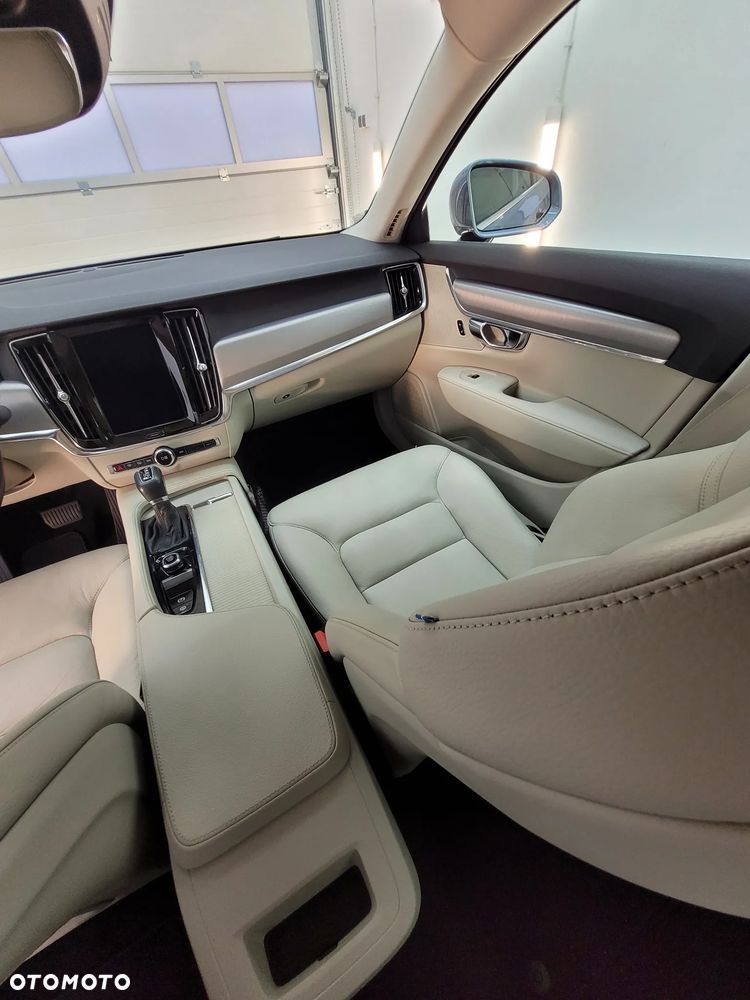 Volvo S90 D4 Momentum - 12