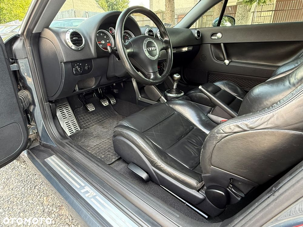 Audi TT Coupé 1.8T Quattro - 13