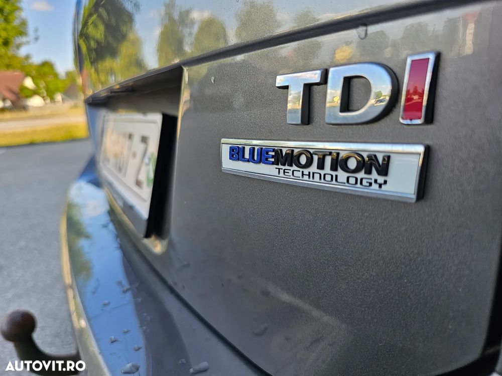 Volkswagen Golf 1.6 TDI DPF BMT Highline - 15