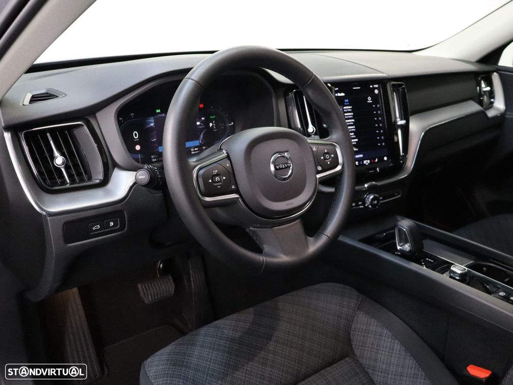 Volvo XC 60 2.0 T6 PHEV Core AWD - 5