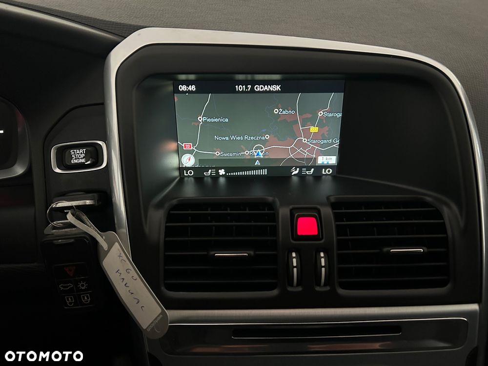 Volvo XC 60 D3 Drive-E R-Design Kinetic - 32