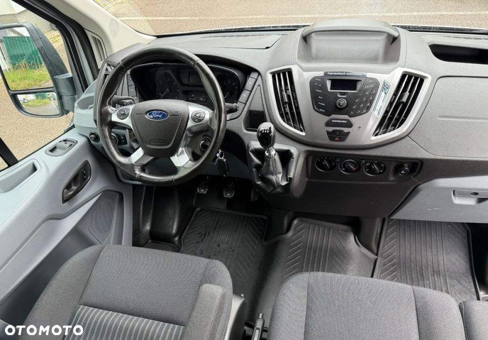Ford Transit - 19