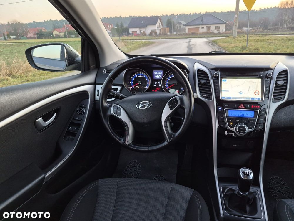 Hyundai i30 1.4 Premium - 5