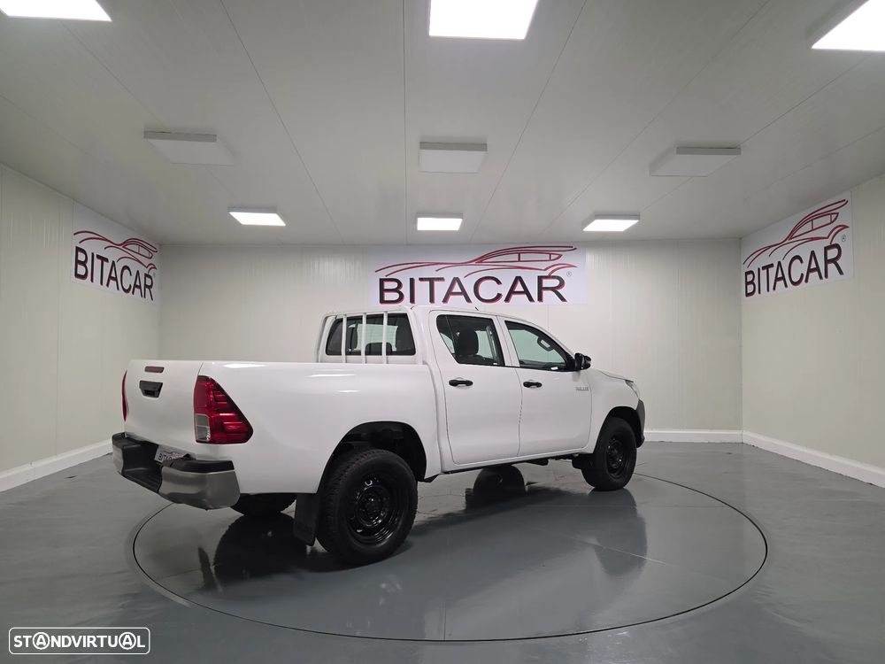 Toyota HILUX  2.4 D-4D 2WD CD - 29