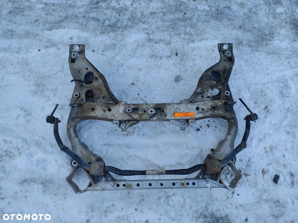 BMW E90 E91 LIFT 2.0B WÓZEK BELKA SANKI ZAWIESZENIA SILNIKA PRZÓD - 10