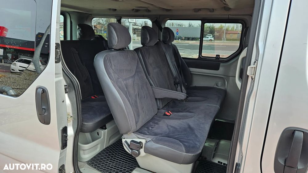 Renault Trafic - 13