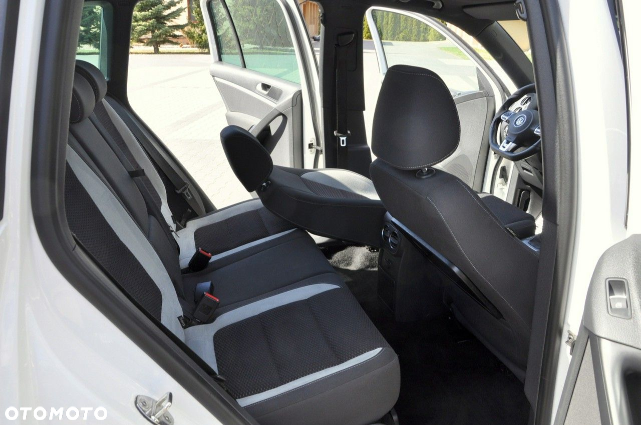 Volkswagen Tiguan - 24