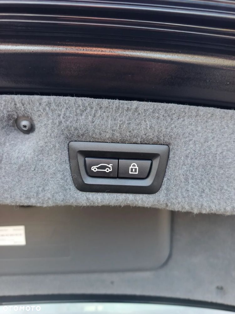 BMW Seria 7 740d xDrive Edition Exclusive - 13