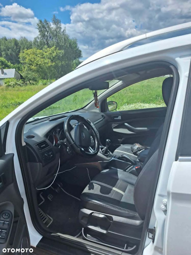Ford Kuga 2.0 TDCi Titanium FWD - 8