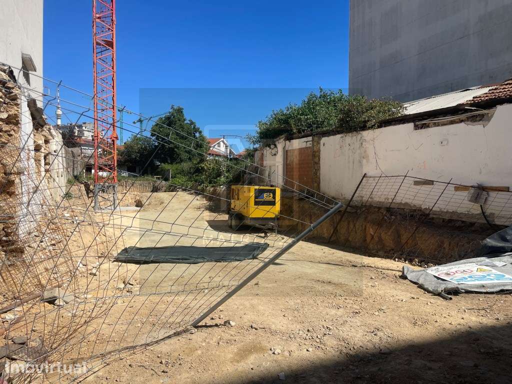 APT T0 | ÚLTIMO PISO | ÓTIMA VARANDA | MAFAMUDE | V.N. GAIA - Grande imagem: 2/22