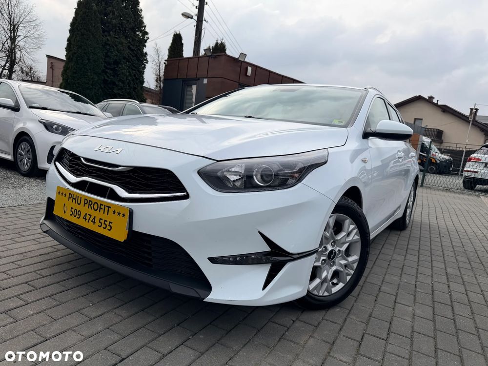 Kia Ceed 1.5 T-GDI M - 2