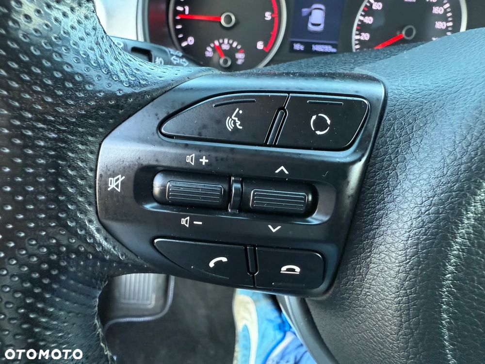 Kia Stonic 1.6 CRDi Platinum Edition - 32