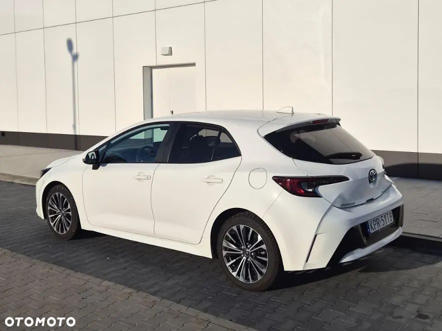 Toyota Corolla - 5