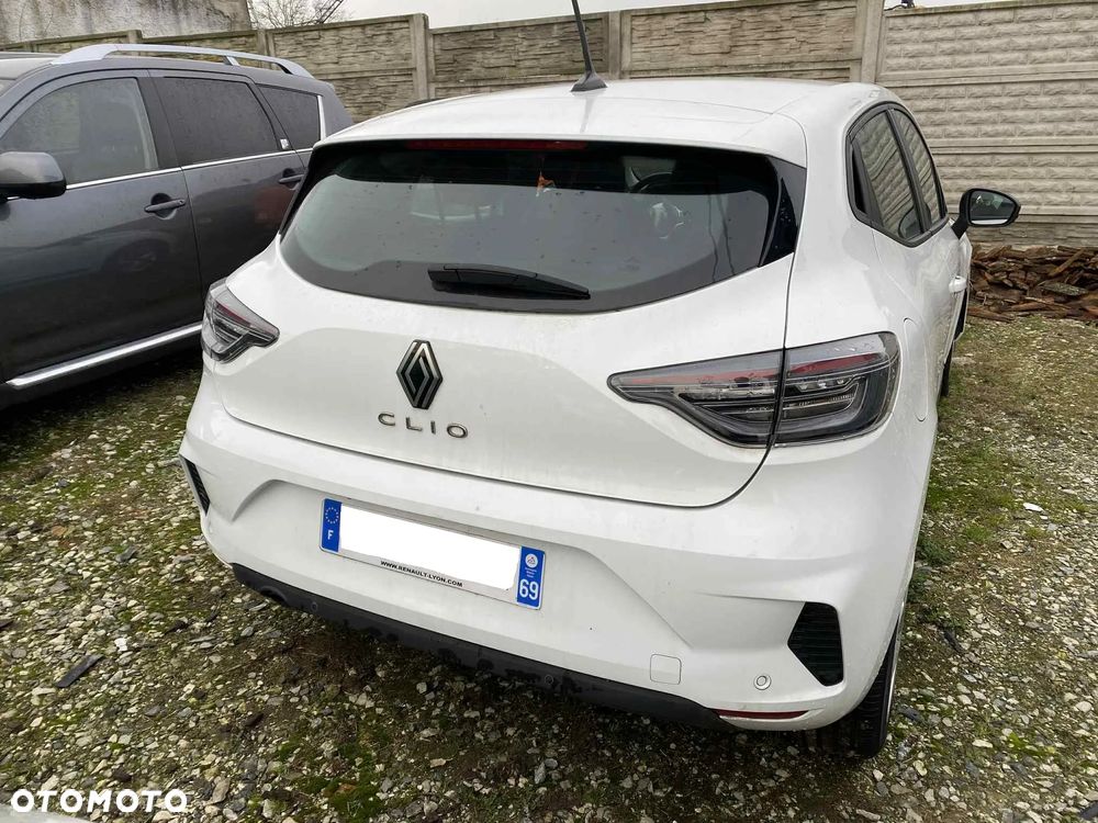 Renault Clio BLUE dCi 100 EVOLUTION - 21