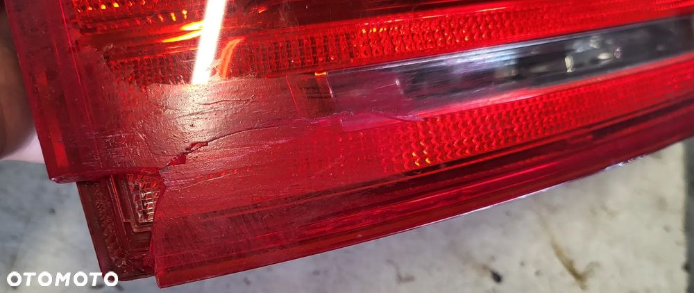 AUDI A8 D4 14r LONG LAMPA LEWA TYLNA TYŁ 4H0945095A - 2