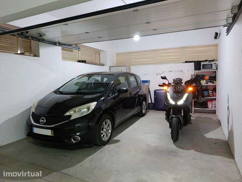 T2 Excelentes áreas, Garagem, Piscina, Vistas - Grande imagem: 2/12