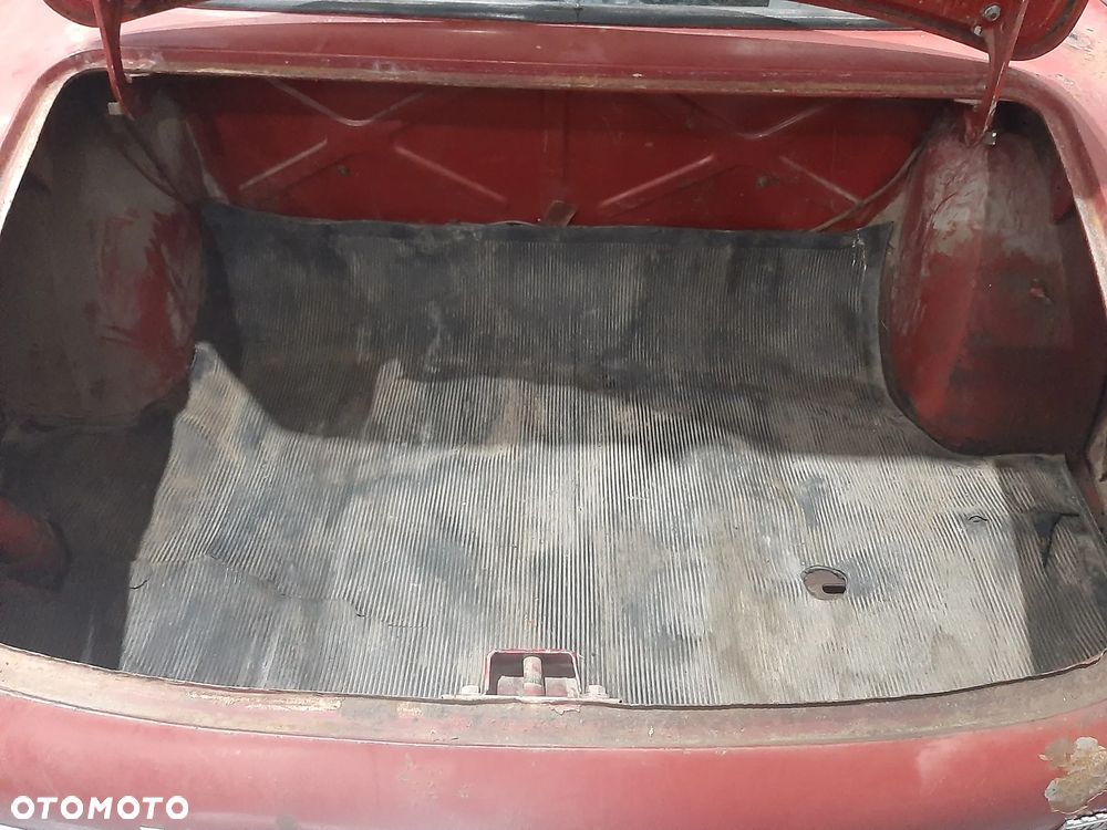 Volvo P1800 - 9