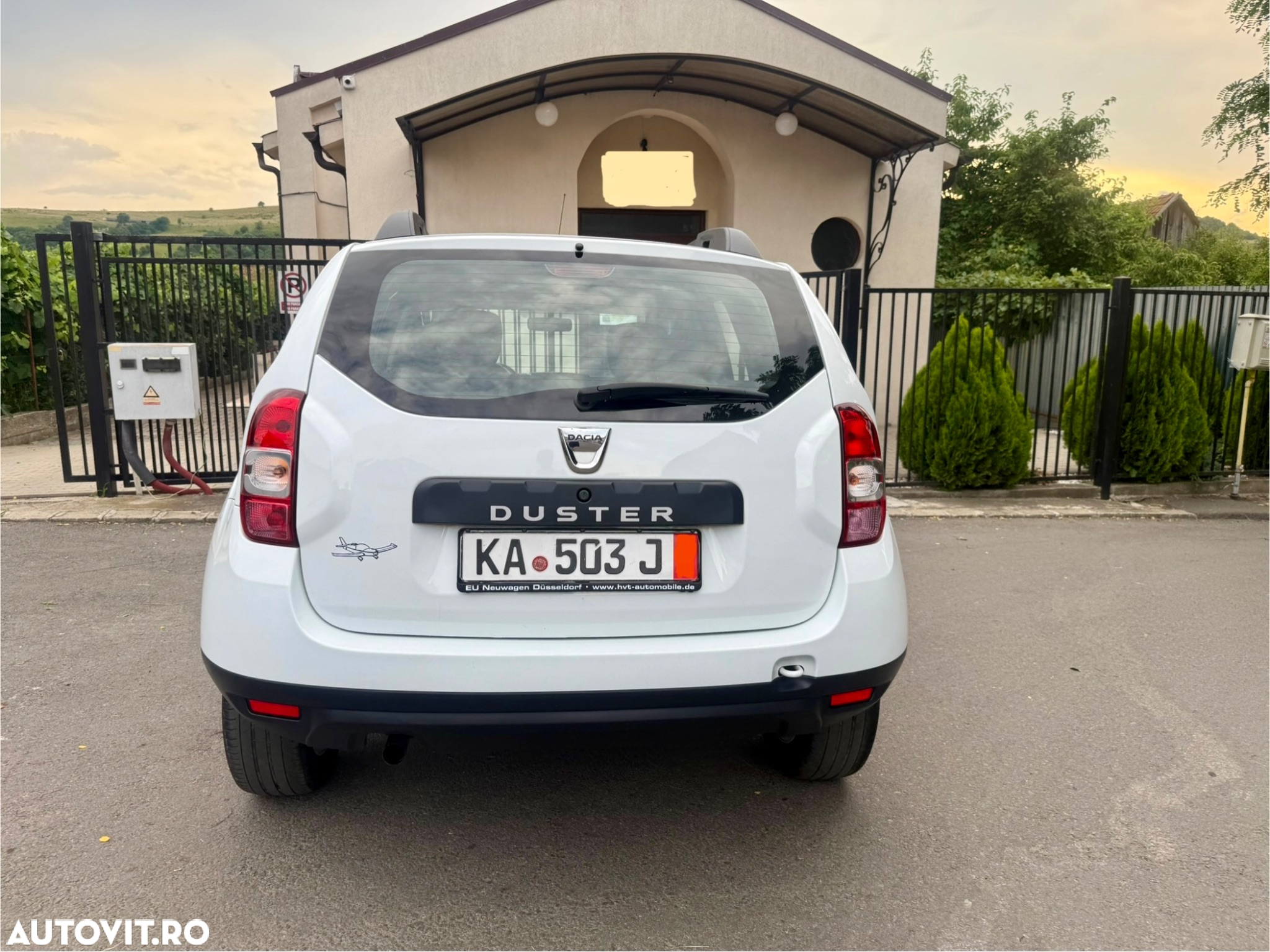 Dacia Duster SCe 115 2WD Essential - 8