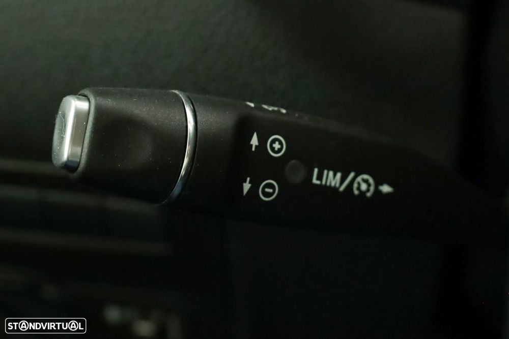 Mercedes-Benz Vito Tourer Longa Aut. SELECT - 14