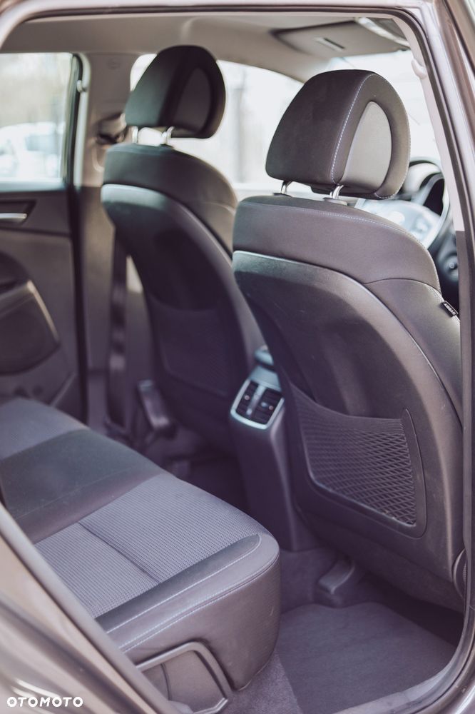 Hyundai Tucson blue 1.7 CRDi 2WD Advantage - 11