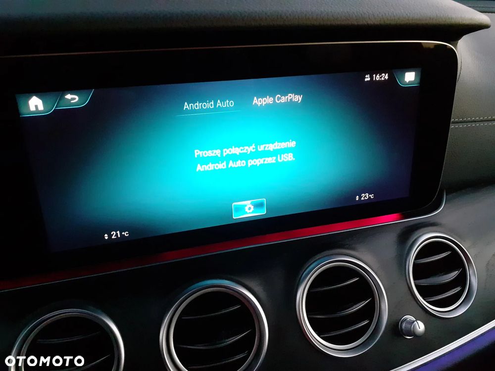 Mercedes-Benz Klasa E 220 d 4-Matic AMG - 35